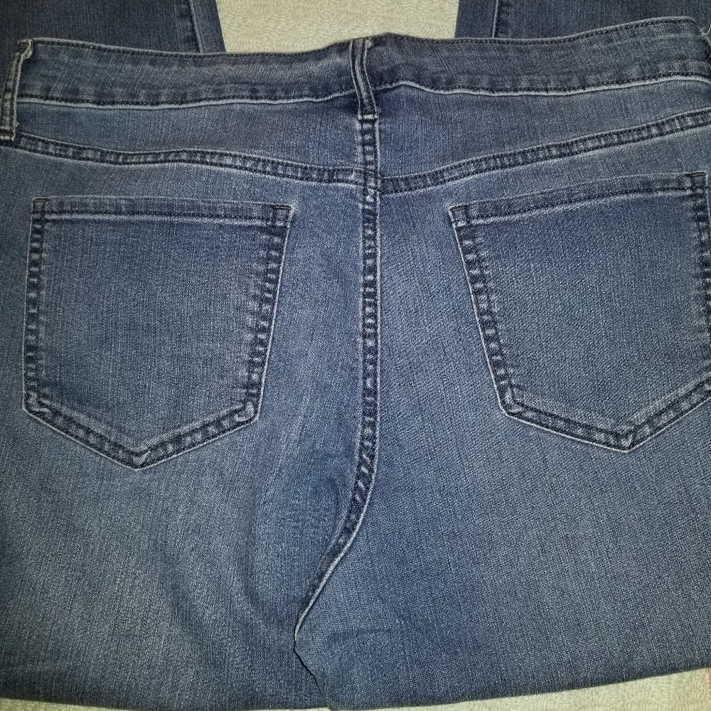 Old Navy Super Skinny Mid Rise sz14 Bluejeans - Picture 8 of 9